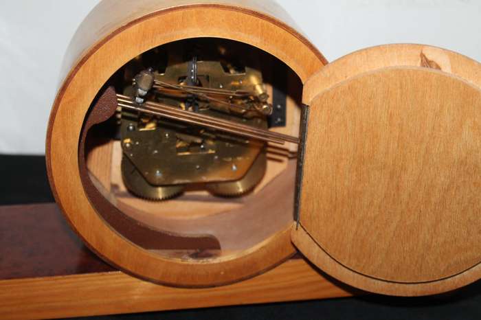Small Mantle Clock