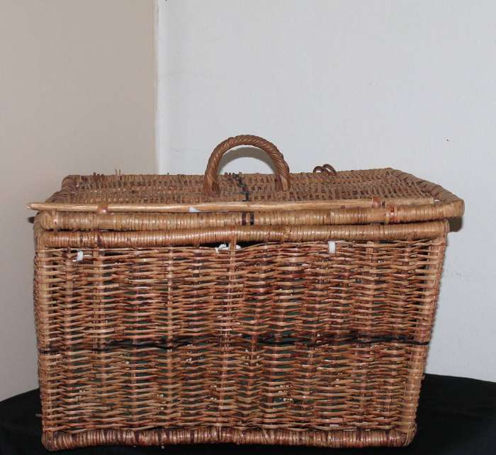 Large Vintage  Wicker Picnic Basket