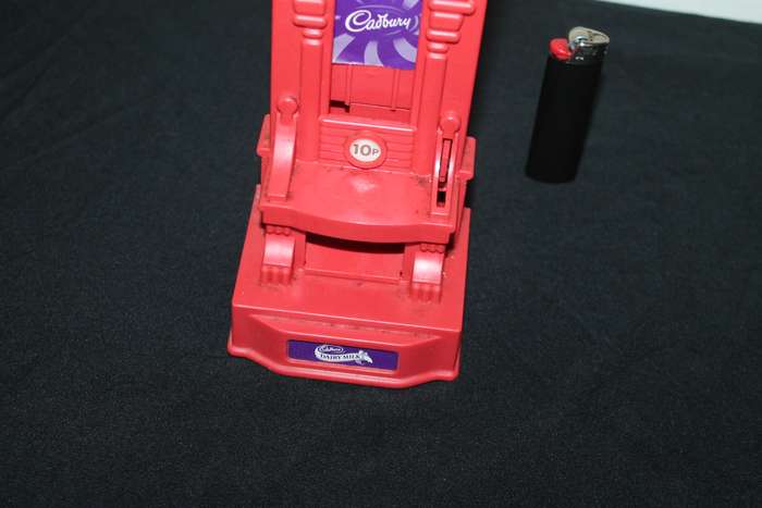 Hornby Cadbury 10p Dispenser