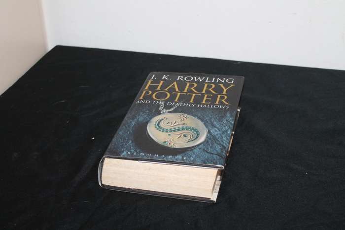 Harry Potter and the deathly Hallows