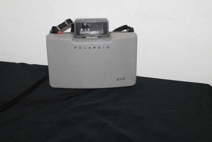 Polaroid 210 Display