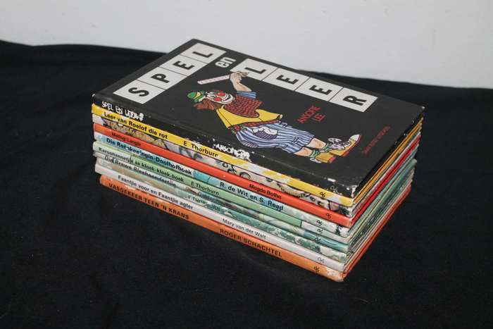 10 Children's Books Daan Retief Uitgewers Lot 1