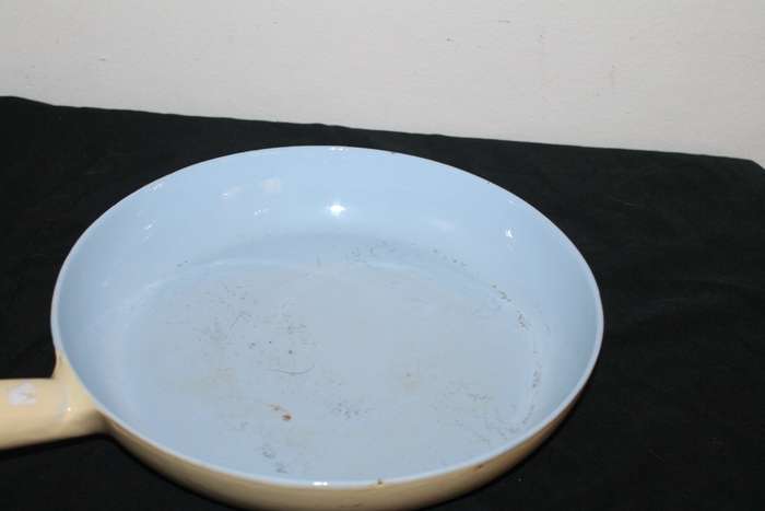 Enamel Frying Pan and Pot