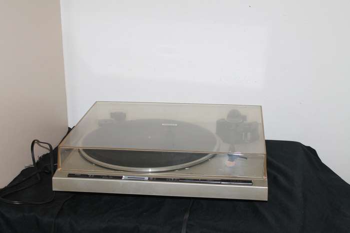 Pioneer PL420 Turntable
