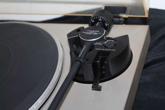 Pioneer PL420 Turntable