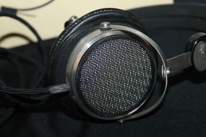 MX-1 Electrostatic Micro Monitor