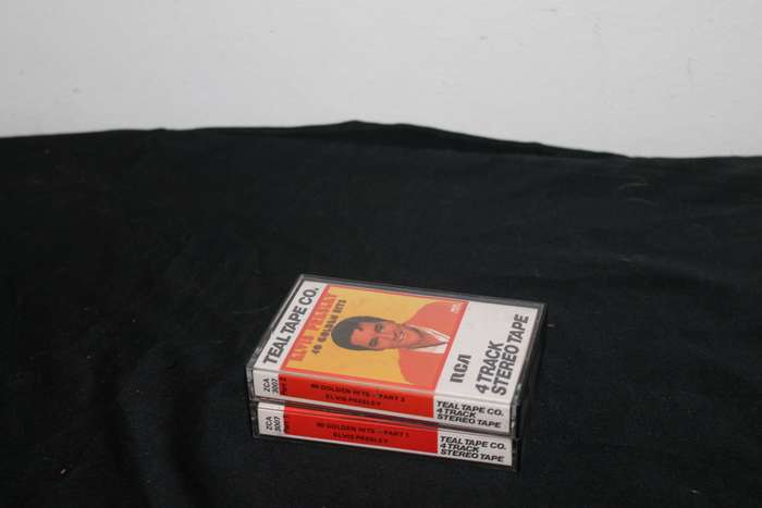 Elvis Presley 40 Golden Hits Vol 1 & 2