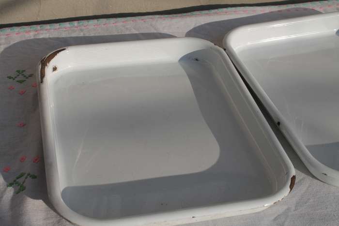 2 Vintage Enamel Pans