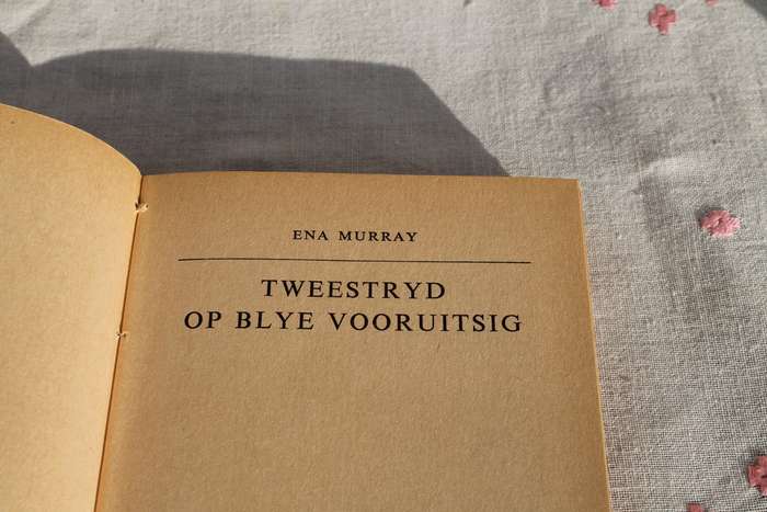 Ena Murray  Tweestryd op Byle Vooruitsig