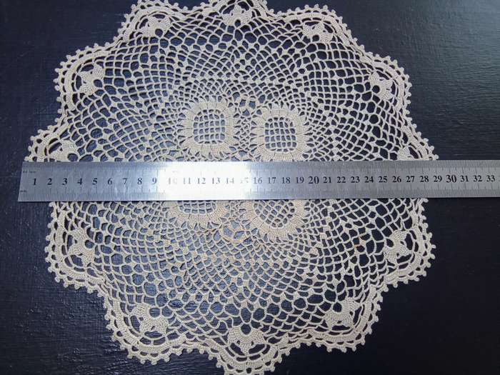 Very attractive vintage hand crocheted doily