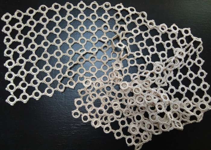 Gorgeous vintage hand crocheted (tatting) table runner