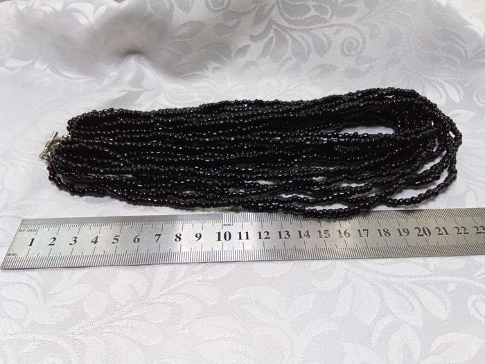 Beautiful Vintage black glass seed bead necklace