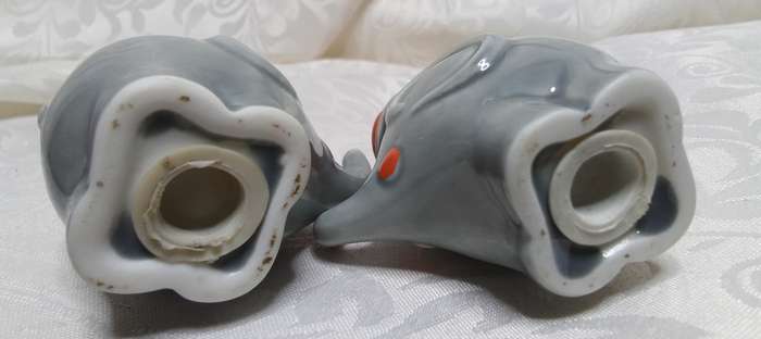 Beautiful vintage little circus elephants Salt & Pepper set