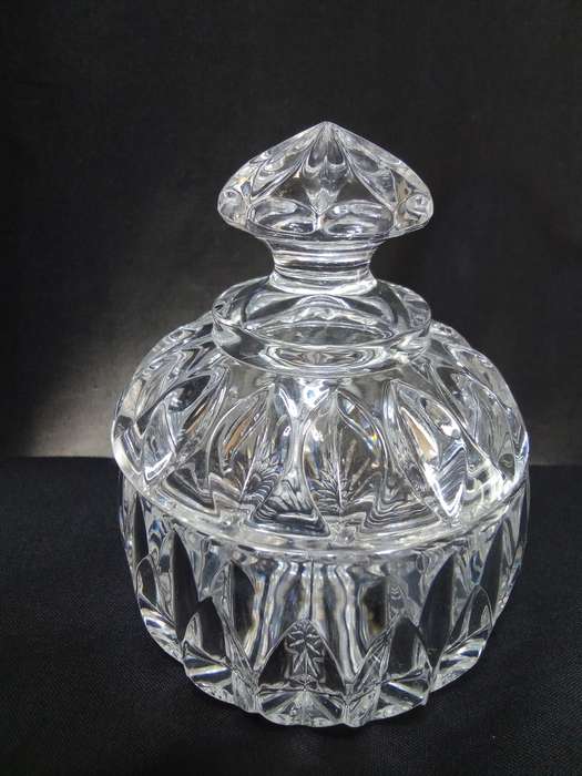 Exquisite vintage sugar bowl & lid - Althea (Cut) by Gorham Crystal