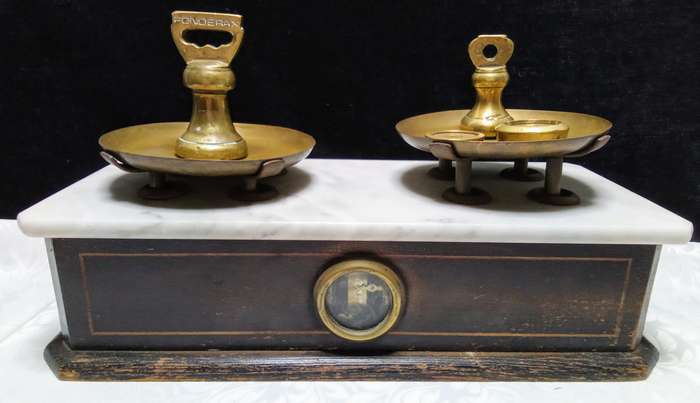 Lovely French antique scale - scarce item!