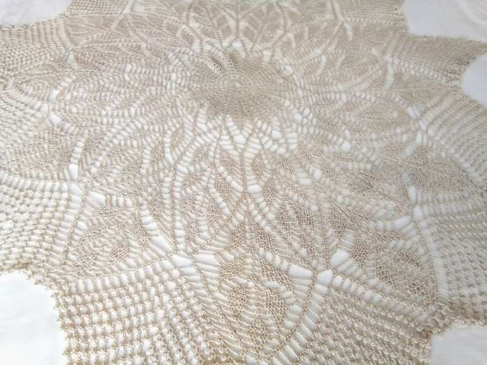 Lovely beige vintage hand crocheted round table cloth - 110cms across