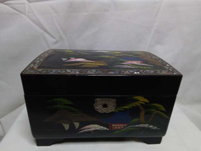 Vintage Golden Dragon Japanese black lacquer musical  jewellery box