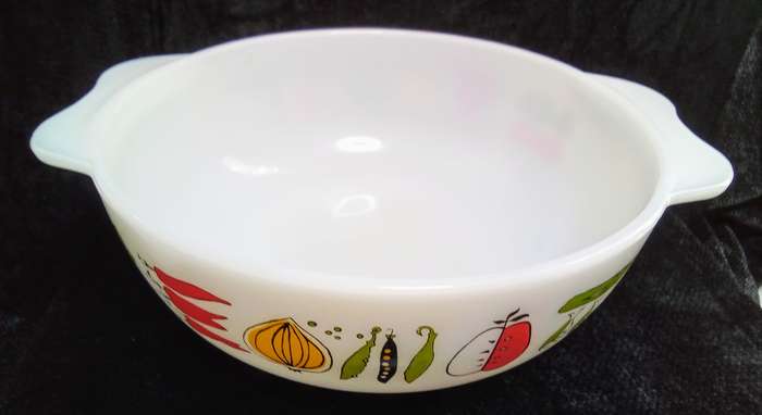 Gorgeous Pyrex JAJ "Harvest" casserole dish