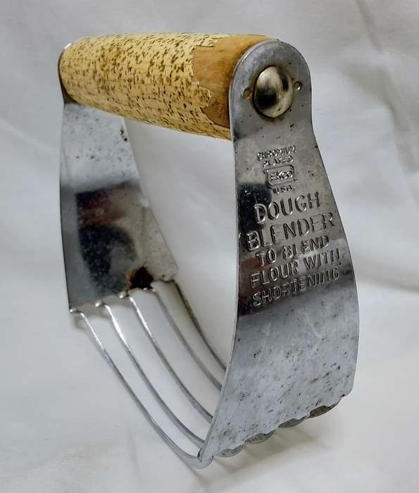 Vintage shortening cutter
