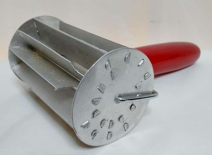 Vintage Koeksister cutter