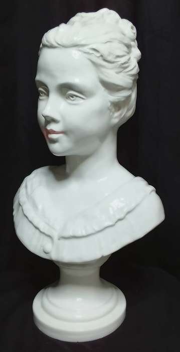Be still my beating heart! Magnificent vintage Italian porcelain boy & girl bust sculpture figurines