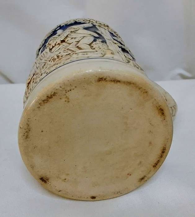 Lovely small vintage German beer stein