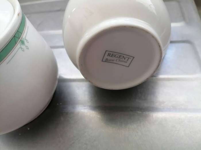 Regent Milk Pourer with Sugar Bowl (Bone China)