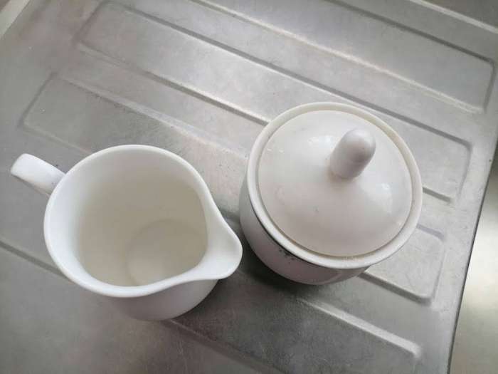 Regent Milk Pourer with Sugar Bowl (Bone China)