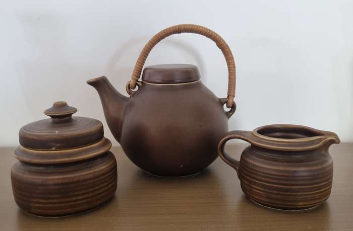 Scandinavian Designer Ulla Procopé (1960's)  Arabia Finland Ruska Design Coffee/Tea Pot, Milk Jug an