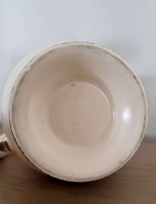 Senlis Cathedral (French/France: Cathédrale Notre-Dame de Senlis) Porcelain Water Jug