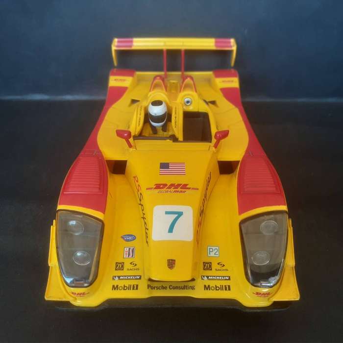 Carrera Porsche Spyder RS DHL 1/24th Scale