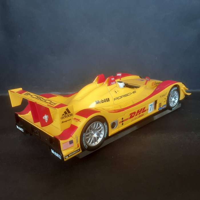 Carrera Porsche Spyder RS DHL 1/24th Scale