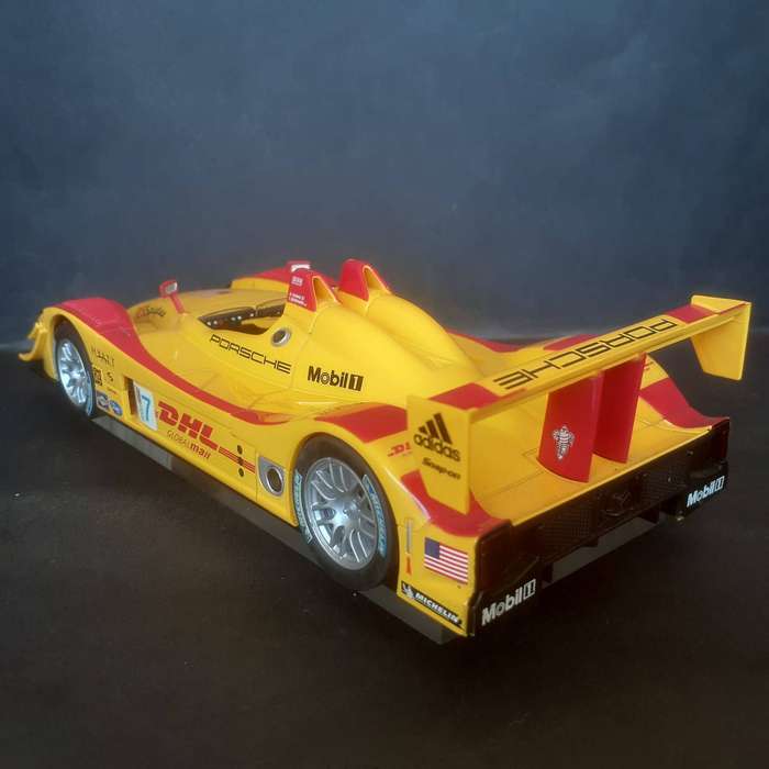 Carrera Porsche Spyder RS DHL 1/24th Scale