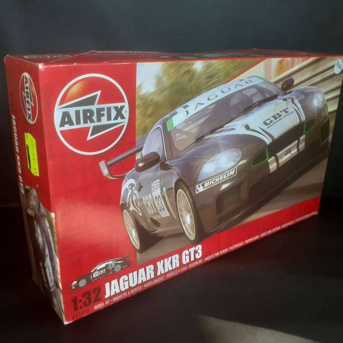 Airfix AO3410 Static Kit Jaguar XKR GT3 Boxed