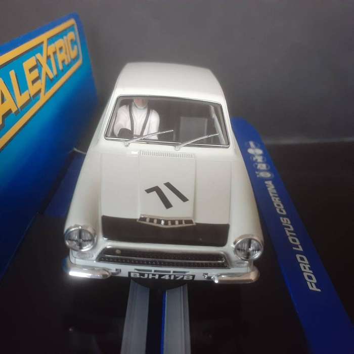 Scalextric C2193 Ford Lotus Cortina #71 Jim Clarck Mint Boxed