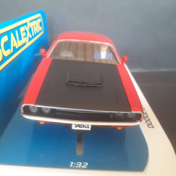 Scalextric C4065 Dodge Challenger Mint Boxed