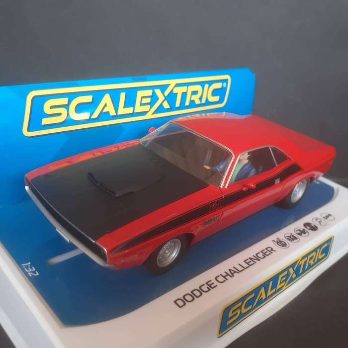 Scalextric C4065 Dodge Challenger Mint Boxed