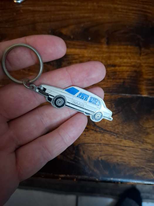 Vintage SAAB stainless steel keyring