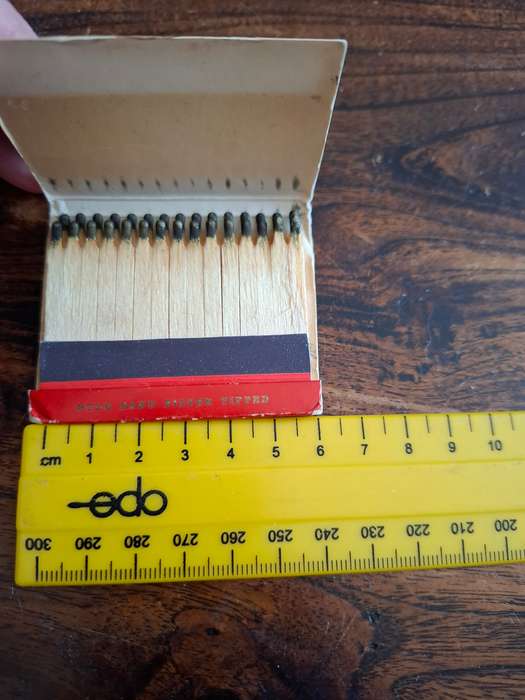Vinyage Courtleigh matchbox