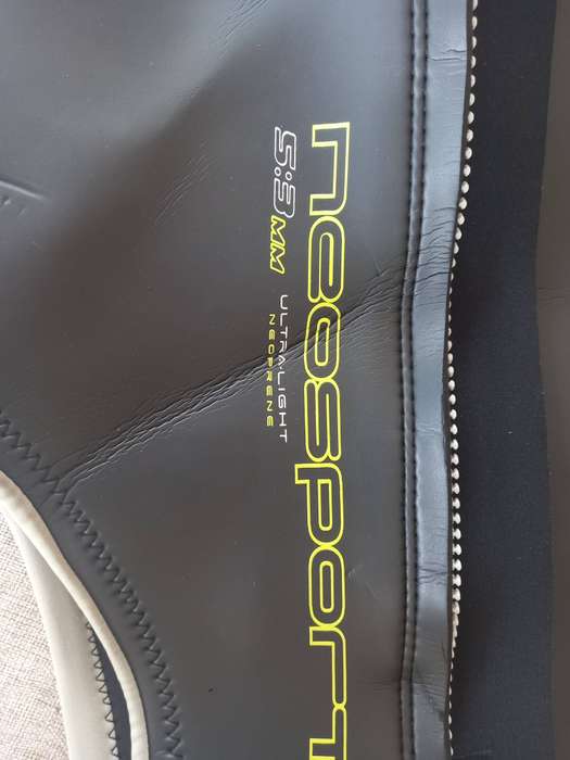 Neosport - Triathlon wetsuit - XS -sleeveless
