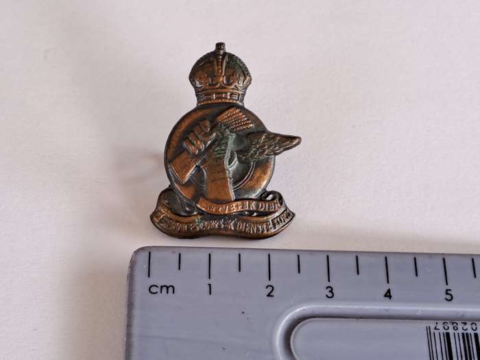 SADF Q-Services Corps Cap Badge