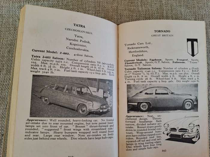 The Observers Book of Automobiles