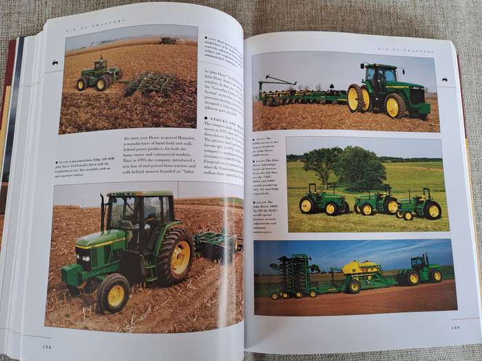 The Illustrated Encyclopedia of Tractors & Trucks - John Carroll & Peter Davies