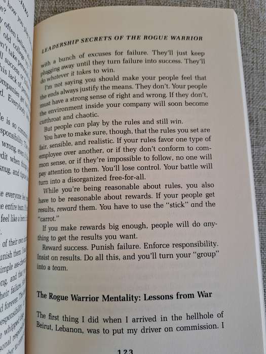 Leadership secrets of the Rogue Warrior: A Commandos Guide to Success - Richard Marcinko