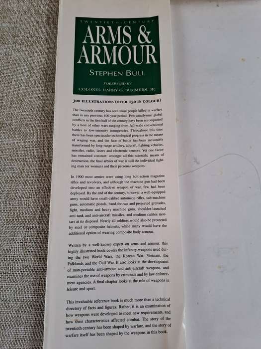 Twentieth-Century Arms & Armour - Stephen Bull