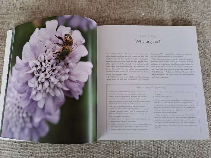 Grow to Live: A simple guide to growing your own good, clean food - Pat Featherstone