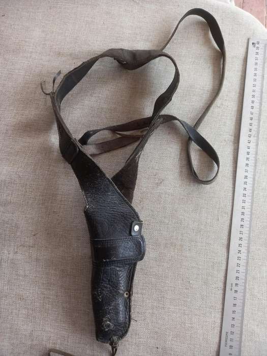 Leather shoulder holster - got it from a BSAP / Selous Scouts member