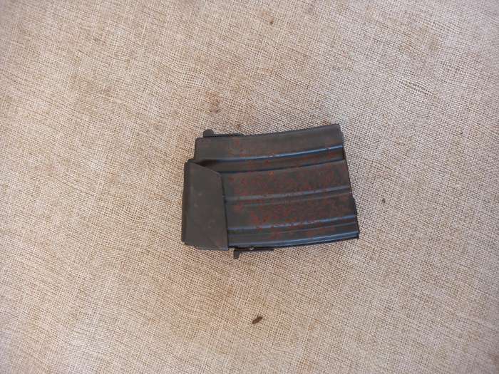 R4/5 10 round magazine