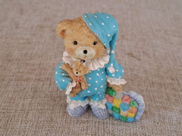 Teddy Bear Miniatures  Collection of 7 bears