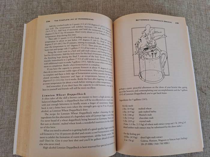 The Complete Joy of Home Brewing 3rd Edition - Charlie Papazian